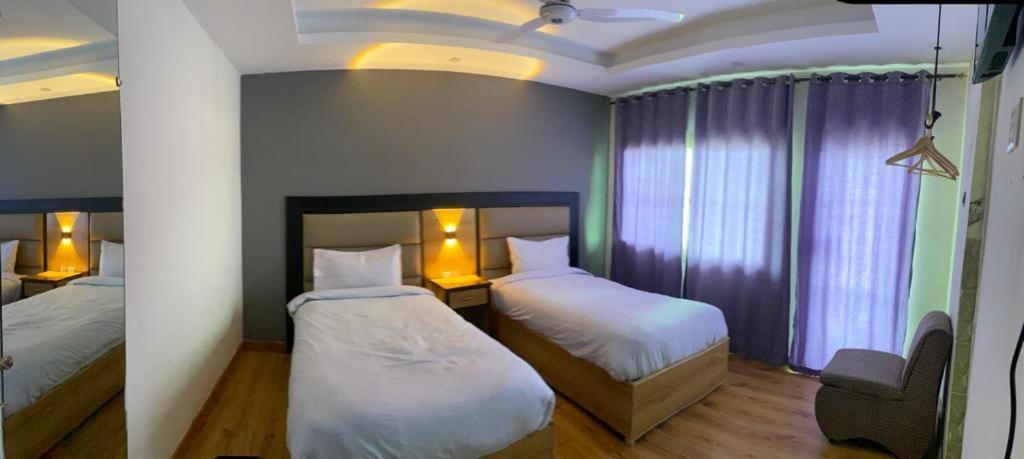 Eat And Read Hotel 스카르두 외부 사진