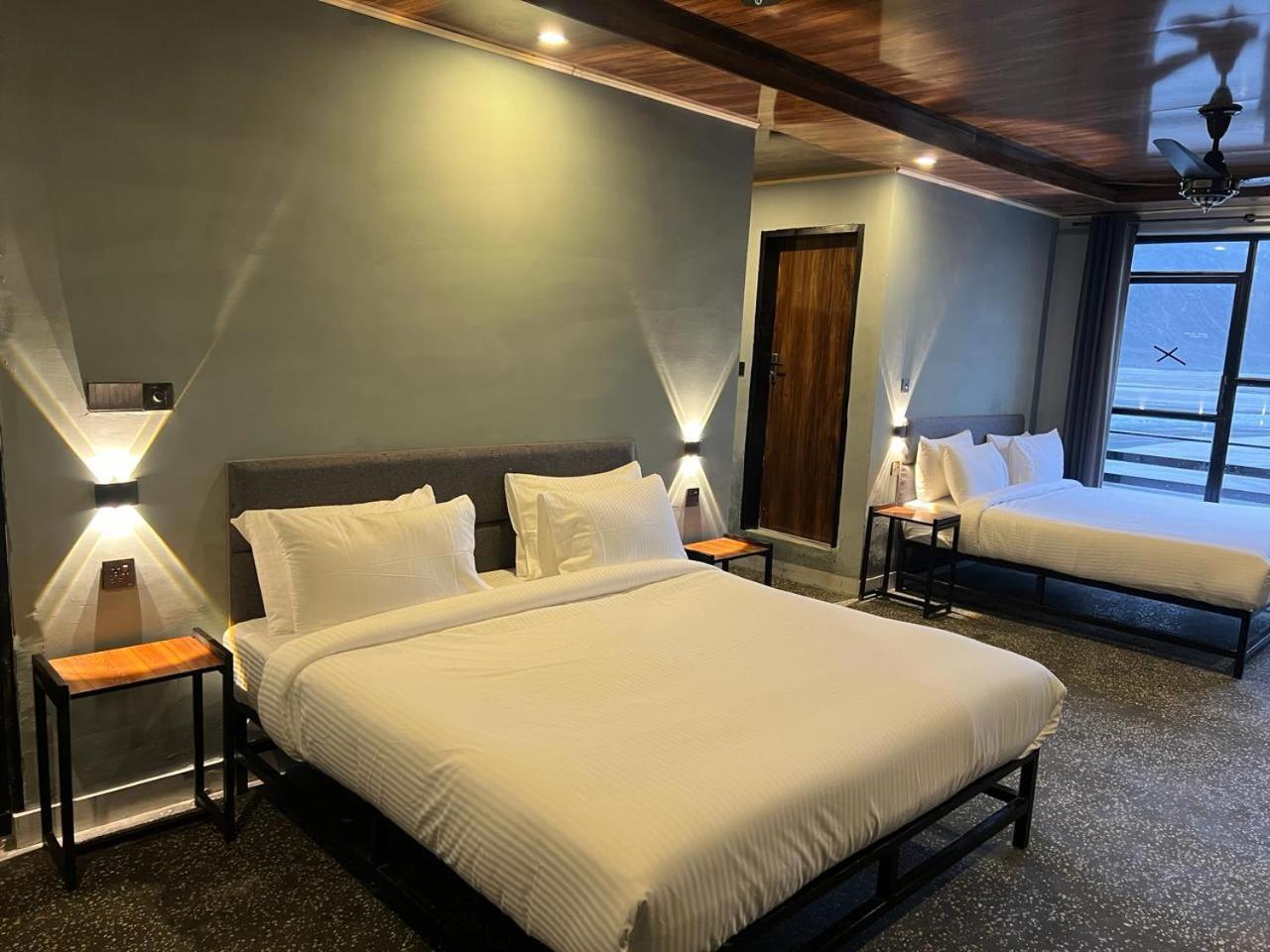 Eat And Read Hotel 스카르두 객실 사진